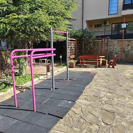 апатаменти за гости Sunshine и Glory *