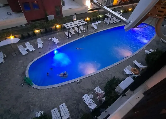 Апартамент апатаменти за гости Sunshine и Glory *