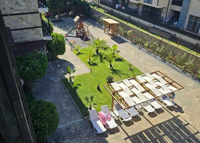 апатаменти за гости Sunshine и Glory * Свети Влас